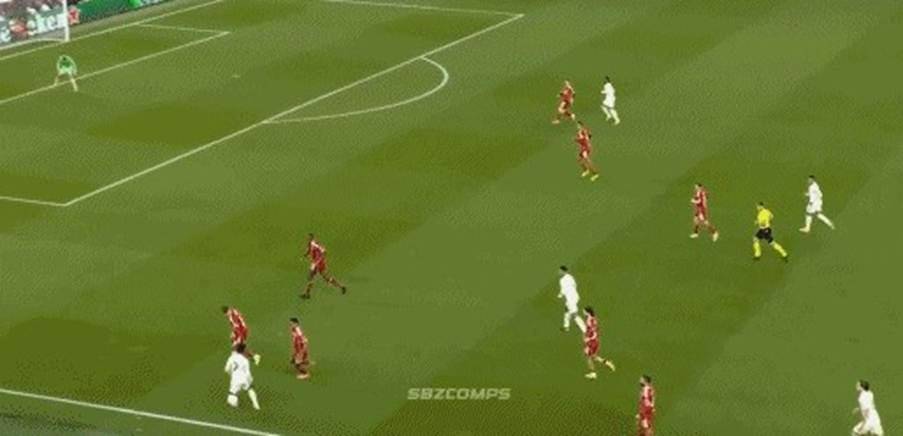 22岁小将欧冠防住皇马巨星！6万球迷鼓掌官方授MVP